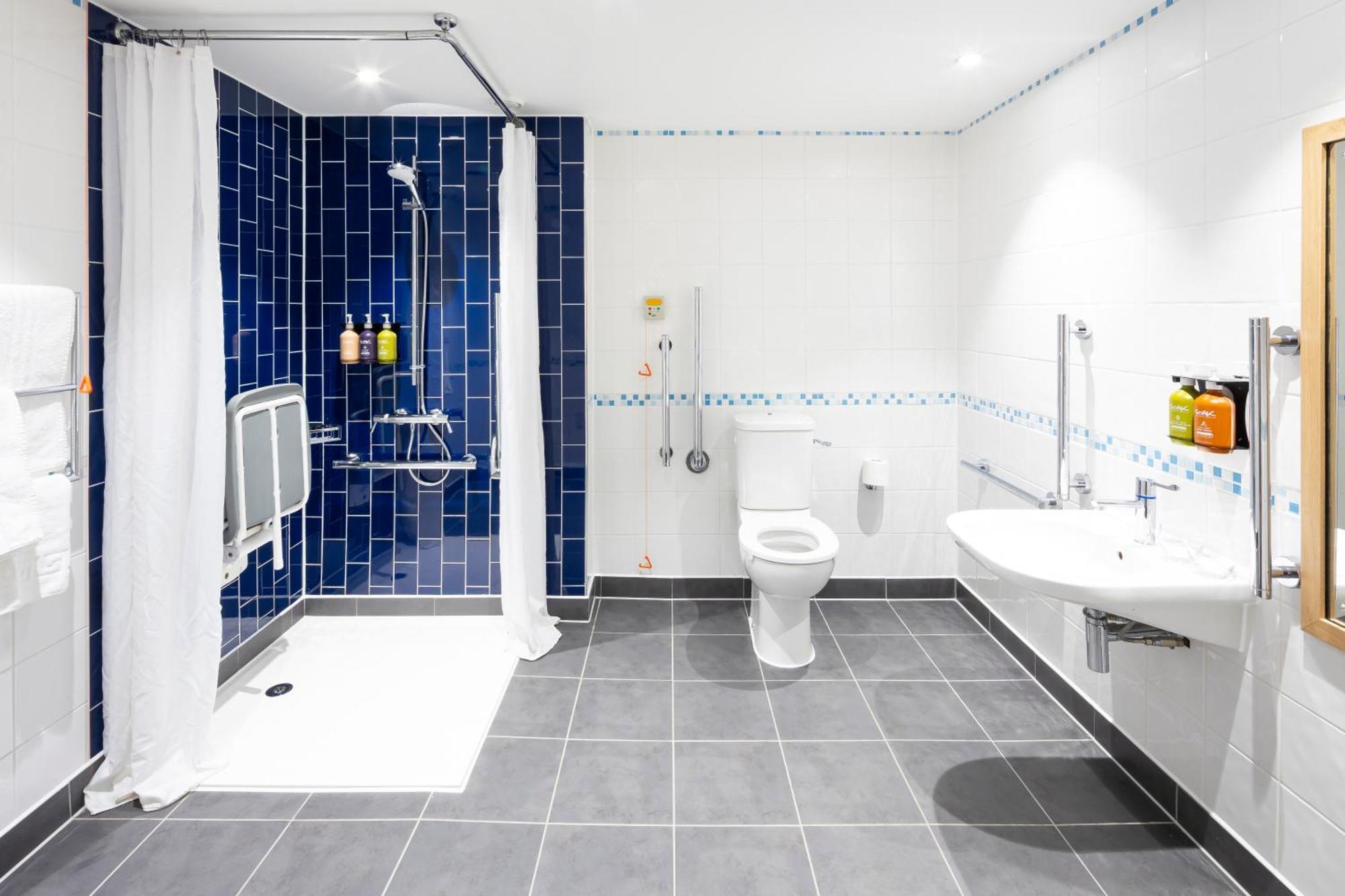 Holiday Inn Coventry M6, J2 By Ihg Exteriör bild